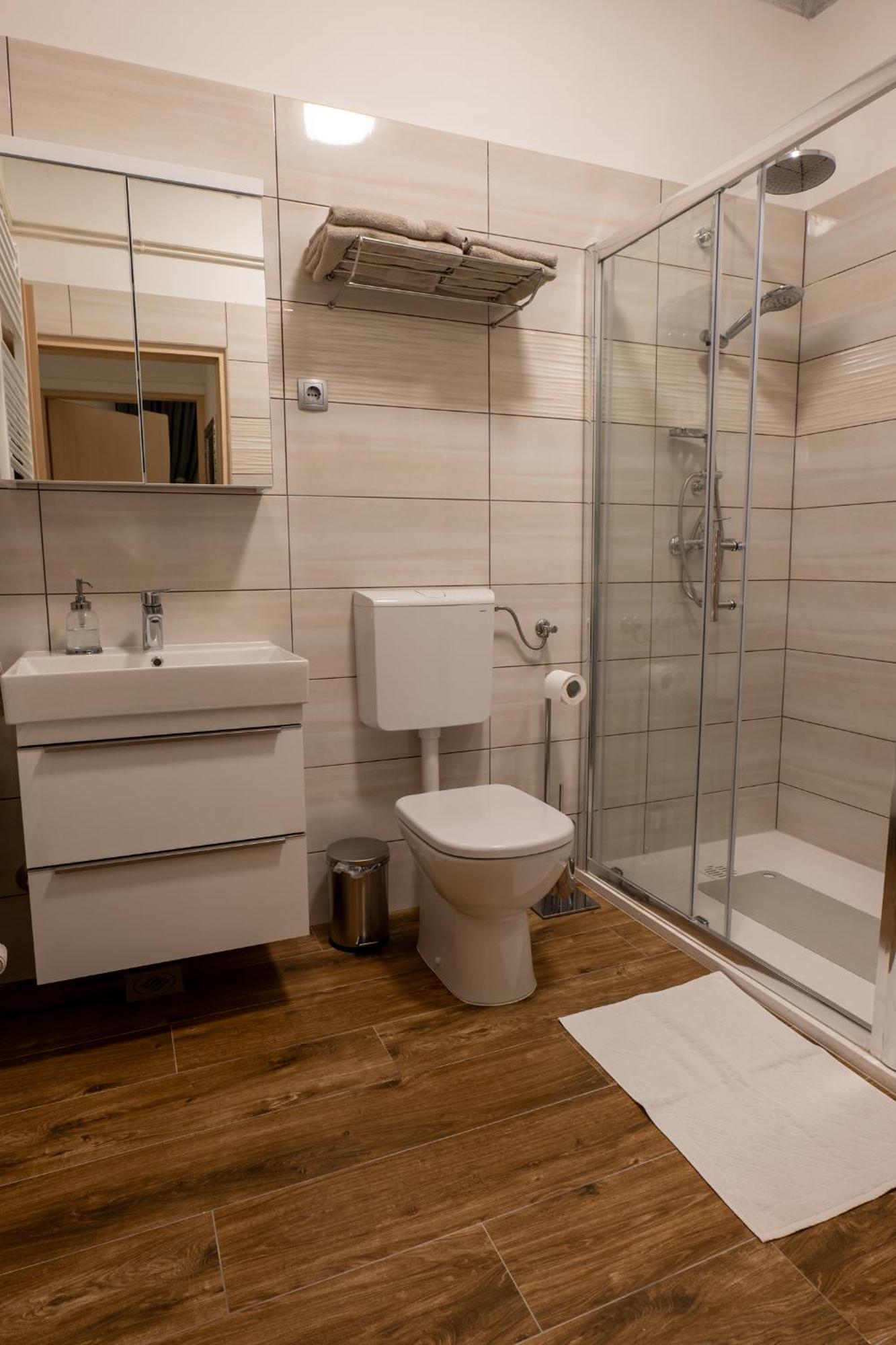 Little Vienna Silver Apartment Varazdin Exterior photo