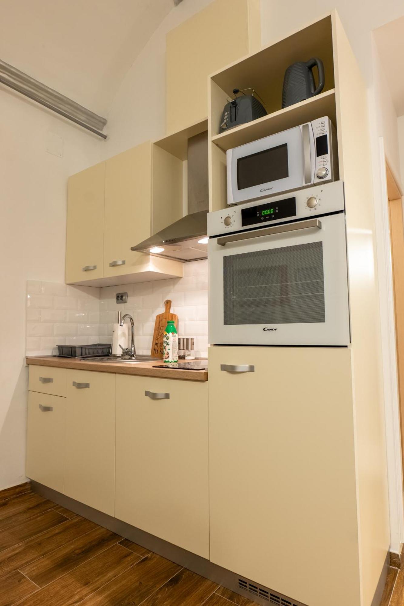 Little Vienna Silver Apartment Varazdin Exterior photo