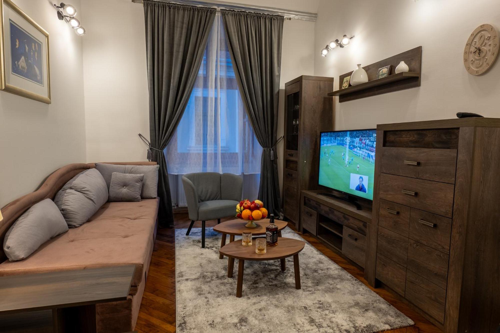 Little Vienna Silver Apartment Varazdin Exterior photo